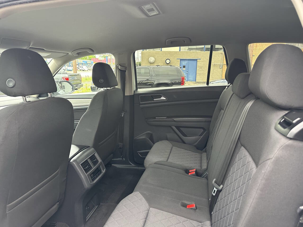 Used 2018 Volkswagen Atlas S FWD image 18