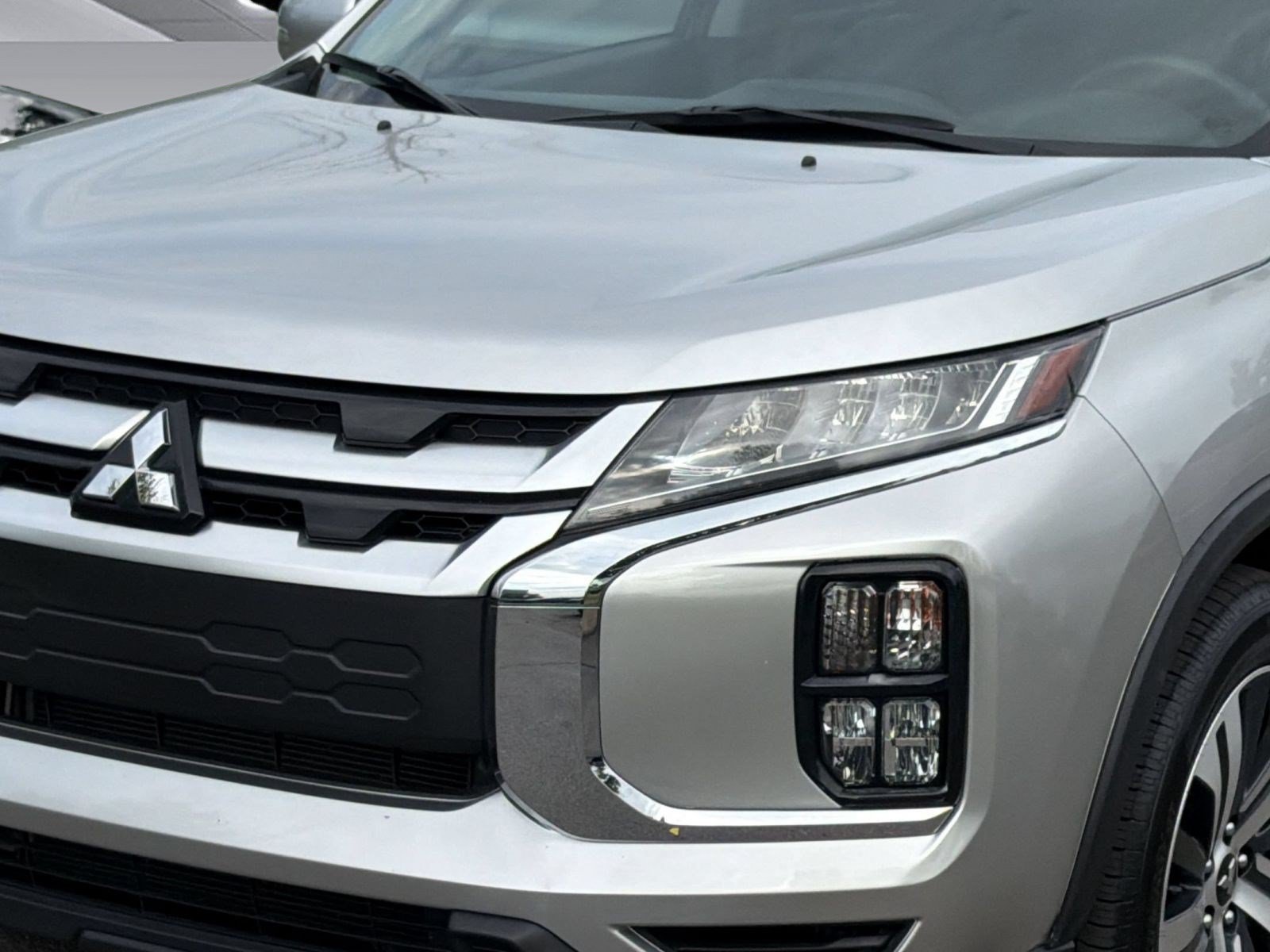 Used 2022 Mitsubishi Outlander Sport SE FWD image 12