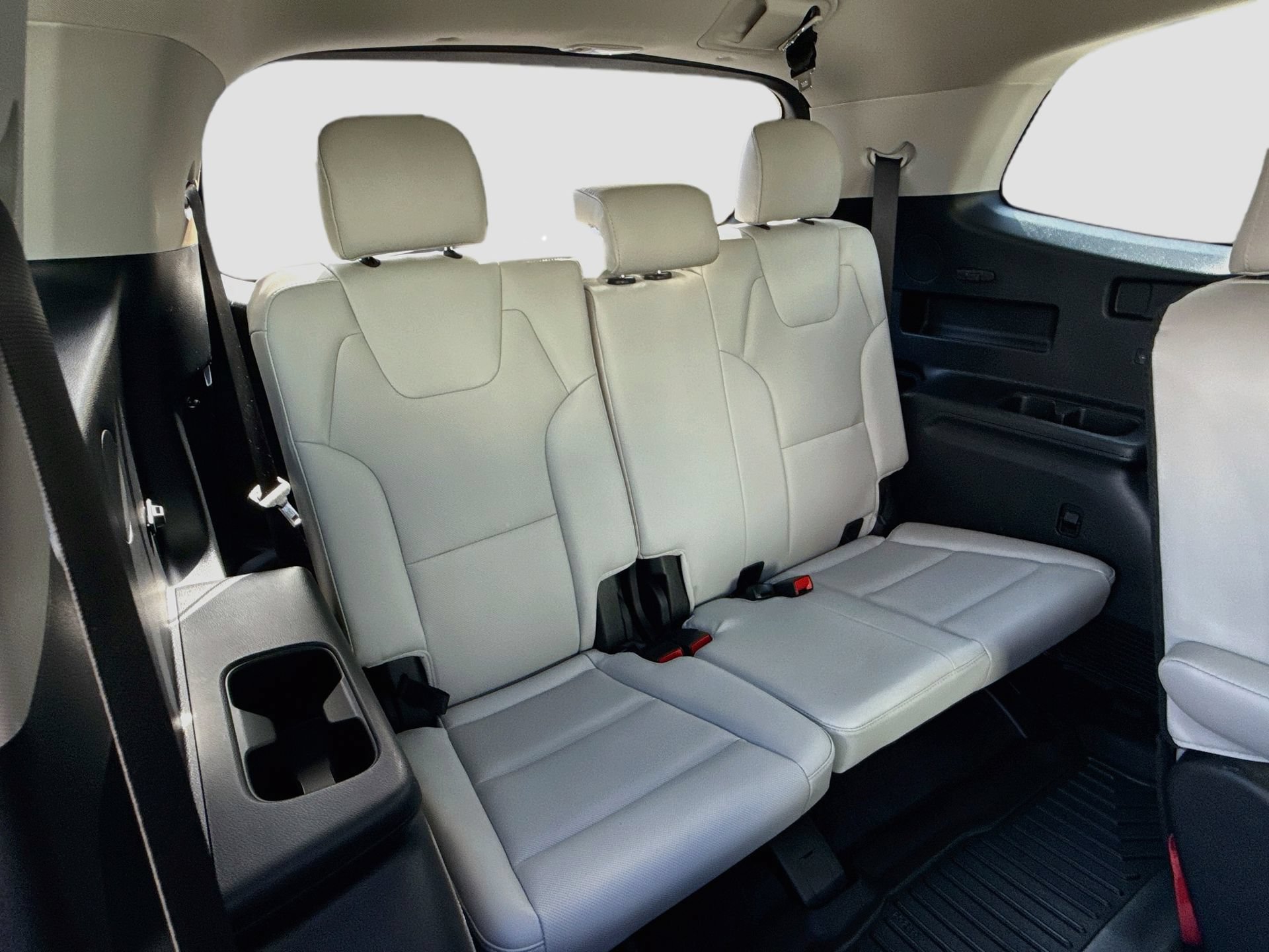 Used 2024 Kia Telluride S w/ S Sunroof Package FWD image 20