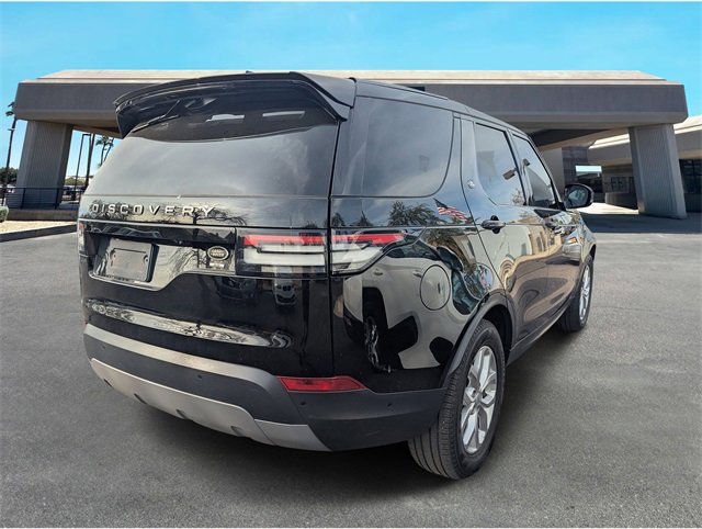 Used 2020 Land Rover Discovery SE image 4
