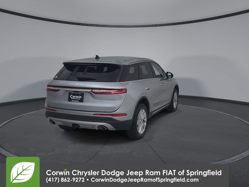 Used 2023 Lincoln Corsair AWD w/ Towing Package image 14