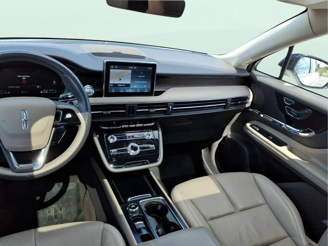 Used 2022 Lincoln Corsair Grand Touring w/ Towing Package AWD/4WD image 13