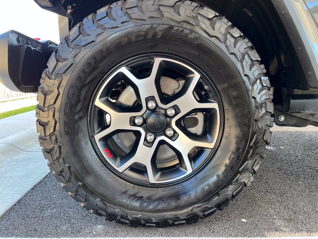 Used 2021 Jeep Wrangler Unlimited Rubicon AWD/4WD image 12
