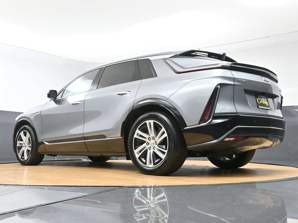 Used 2024 Cadillac Lyriq Tech RWD image 47