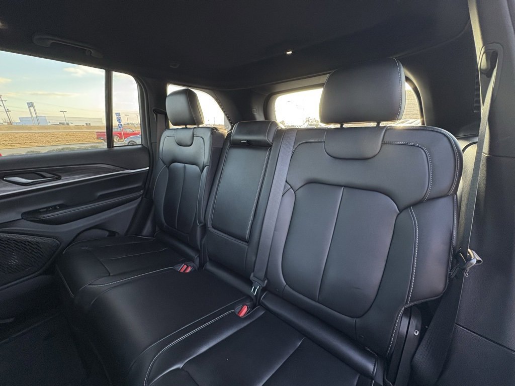 Used 2024 Jeep Grand Cherokee Limited w/ Trailer Tow Package image 27