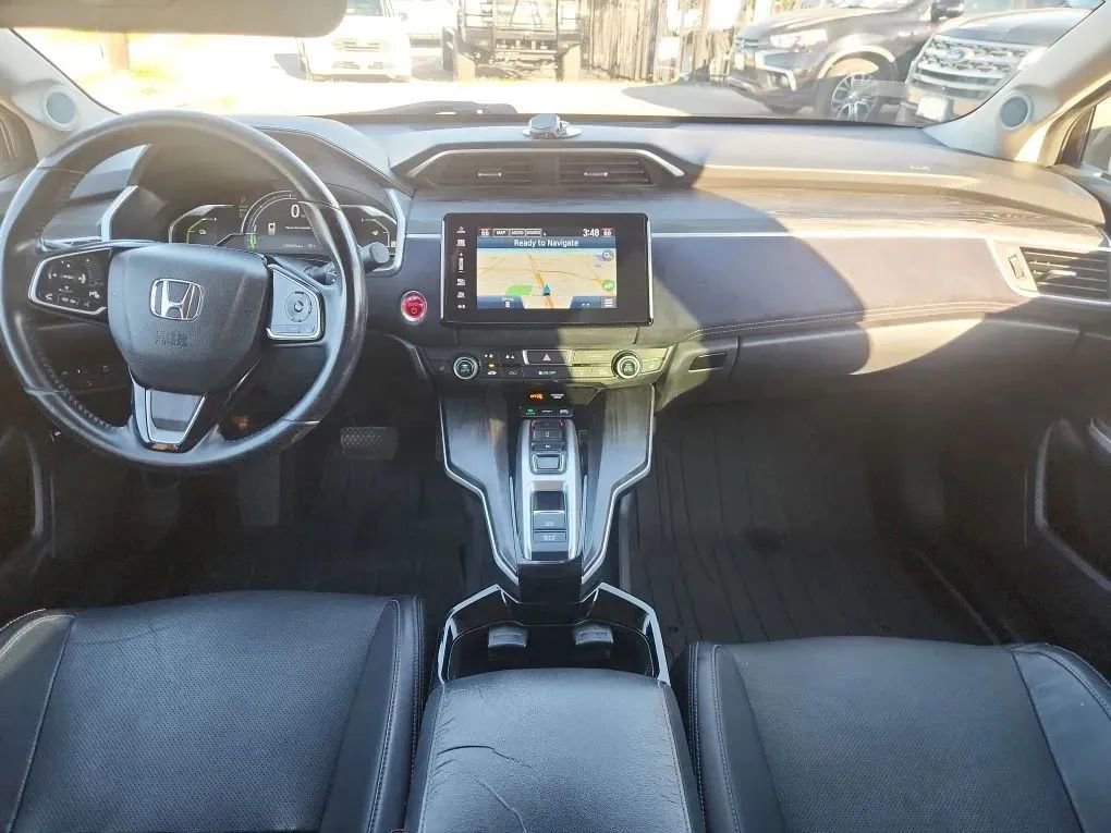 Used 2018 Honda Clarity Touring image 24