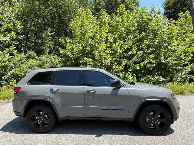 Used 2021 Jeep Grand Cherokee Freedom Edition AWD/4WD image 5