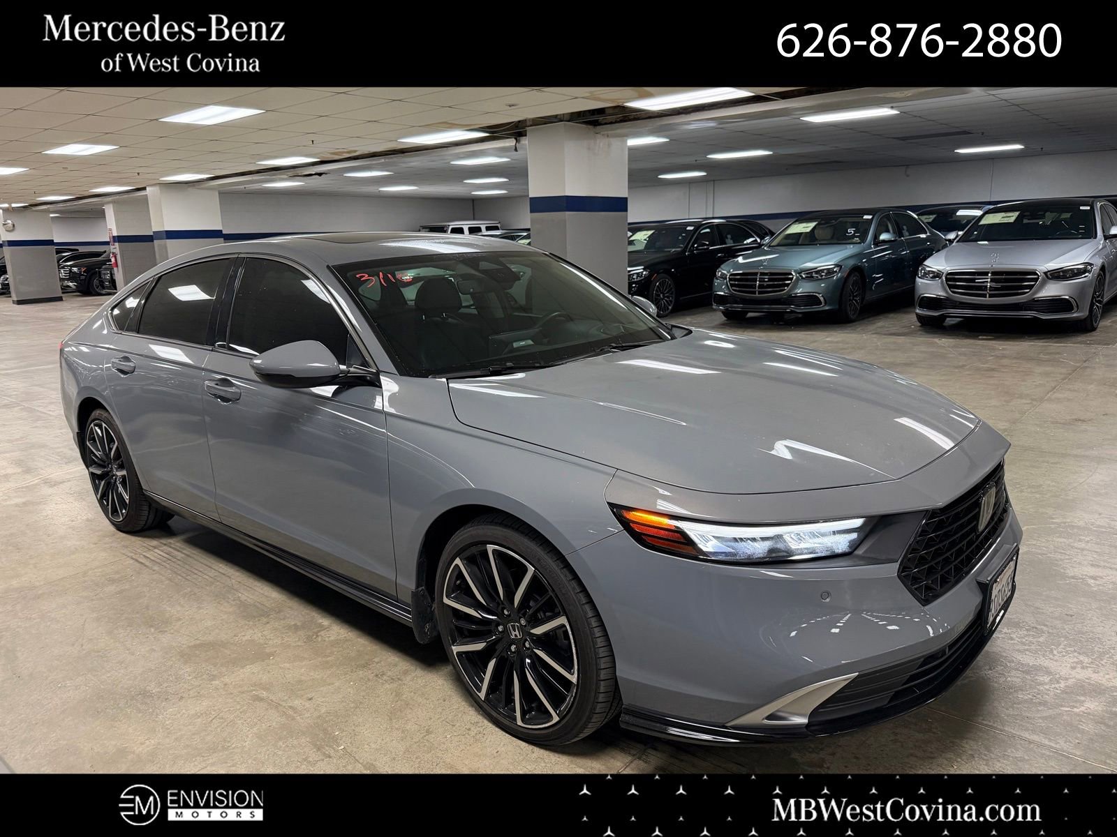 Used 2024 Honda Accord Touring image 1