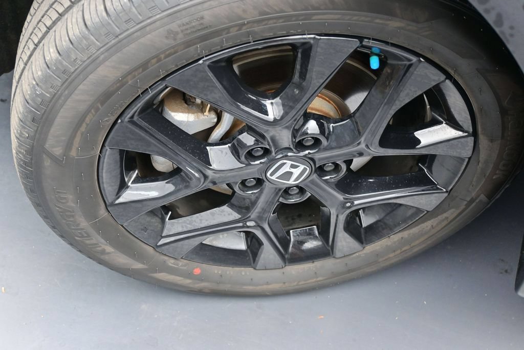 Used 2025 Honda HR-V Sport image 16