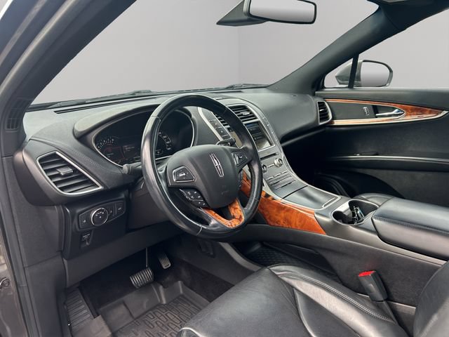 Used 2017 Lincoln MKX Reserve w/ Canadian Touring Package AWD/4WD image 28