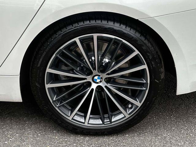 Used 2023 BMW 530i xDrive w/ Premium Package AWD/4WD image 12