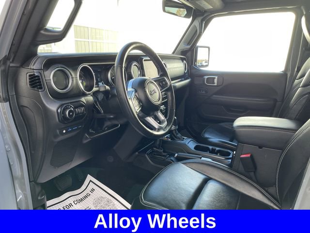 Used 2022 Jeep Wrangler Unlimited Sahara w/ Cold Weather Group image 15