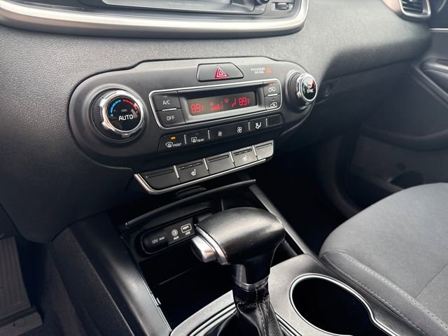 Used 2019 Kia Sorento LX w/ LX Convenience Package image 17