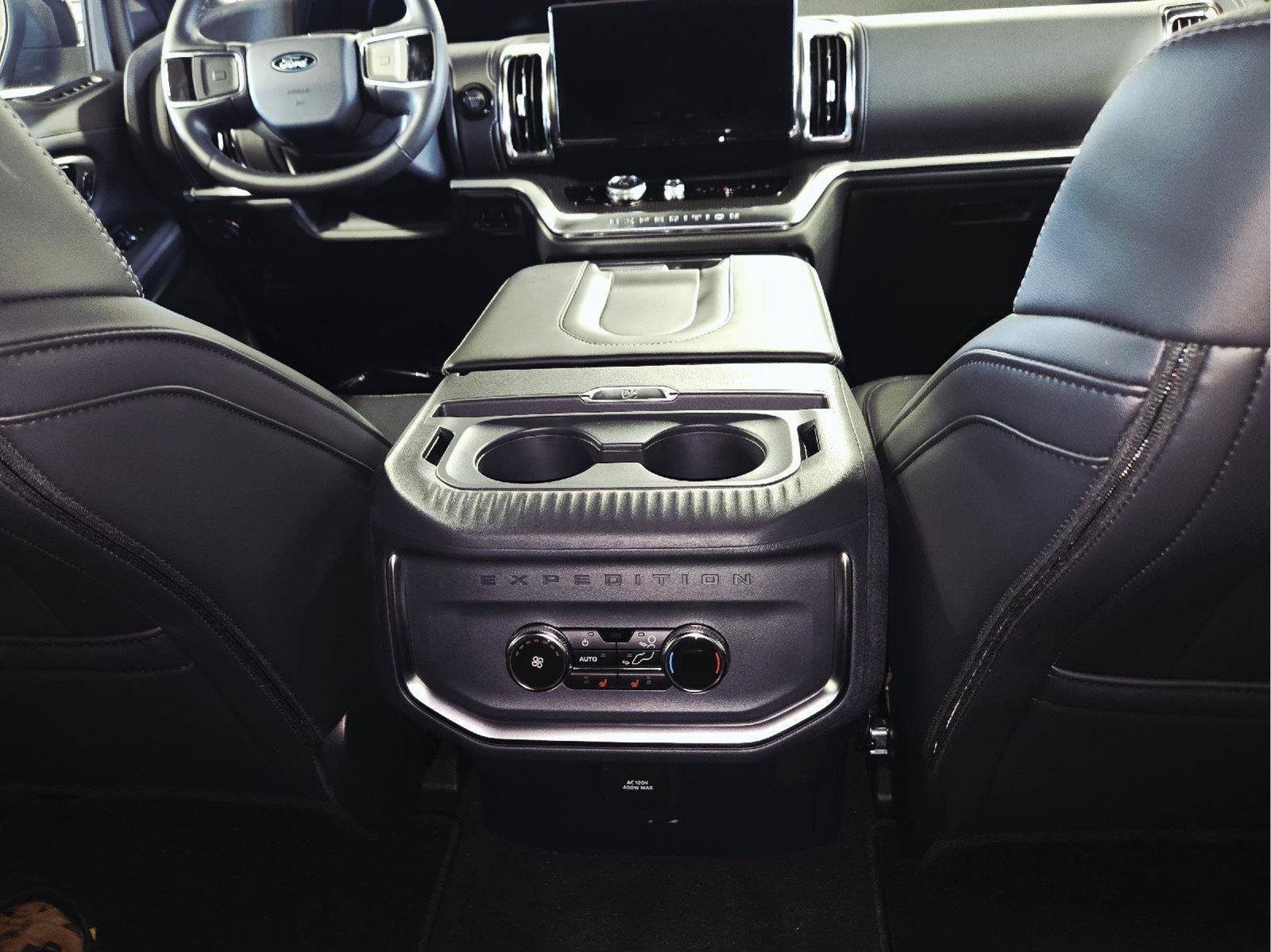 New 2026 Ford Expedition Max Platinum w/ Stealth Performance Package AWD/4WD image 43