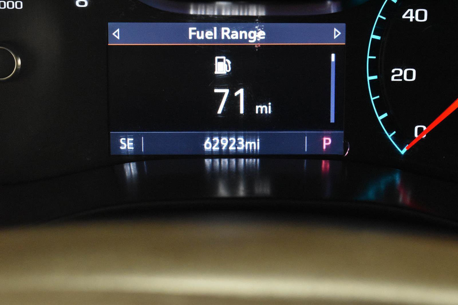 Used 2022 GMC Canyon Denali image 25