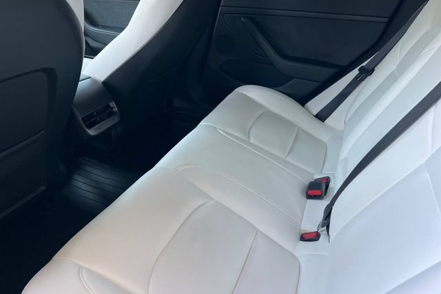 Used 2023 Tesla Model 3 Standard Range RWD image 14