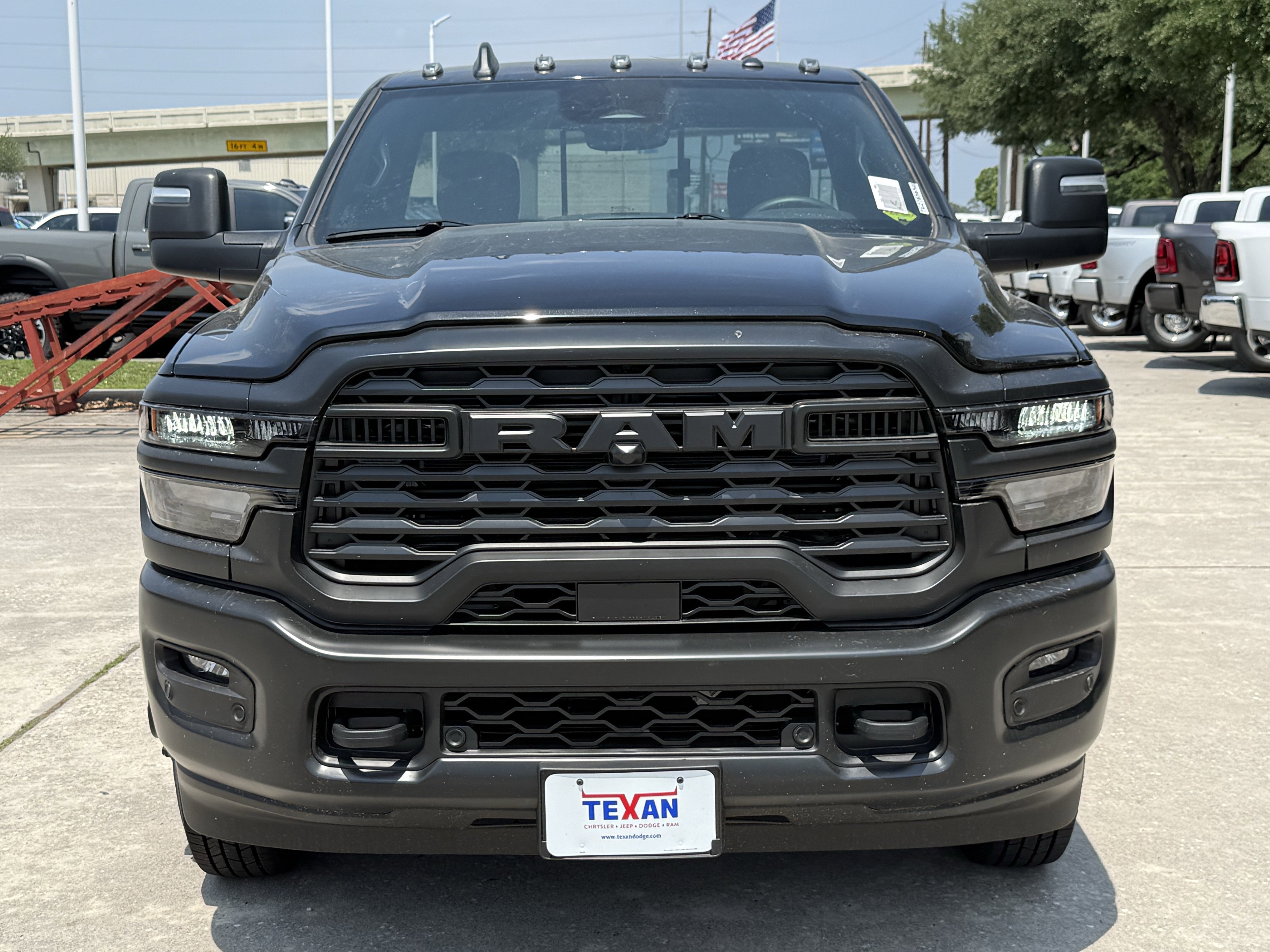 New 2026 RAM 3500 Tradesman AWD/4WD image 7
