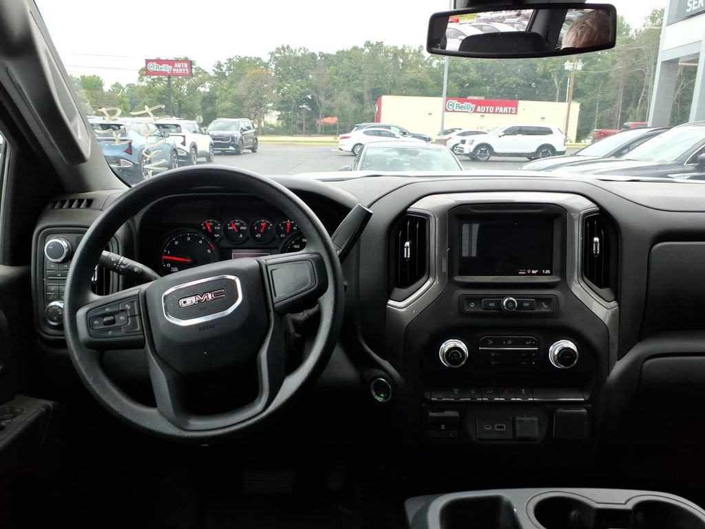 Used 2026 GMC Sierra 2500 Pro AWD/4WD image 12