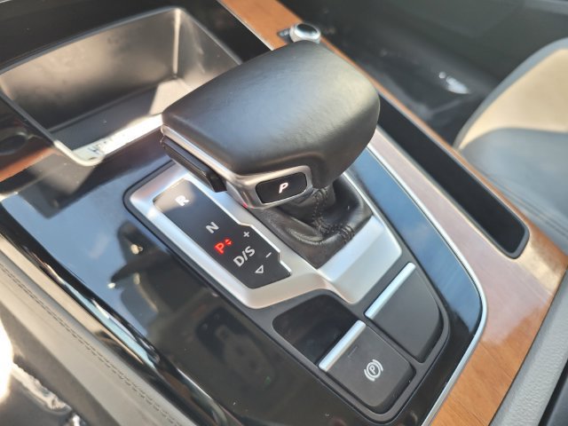 Used 2022 Audi Q5 2.0T Premium Plus w/ Premium Plus Package AWD/4WD image 20