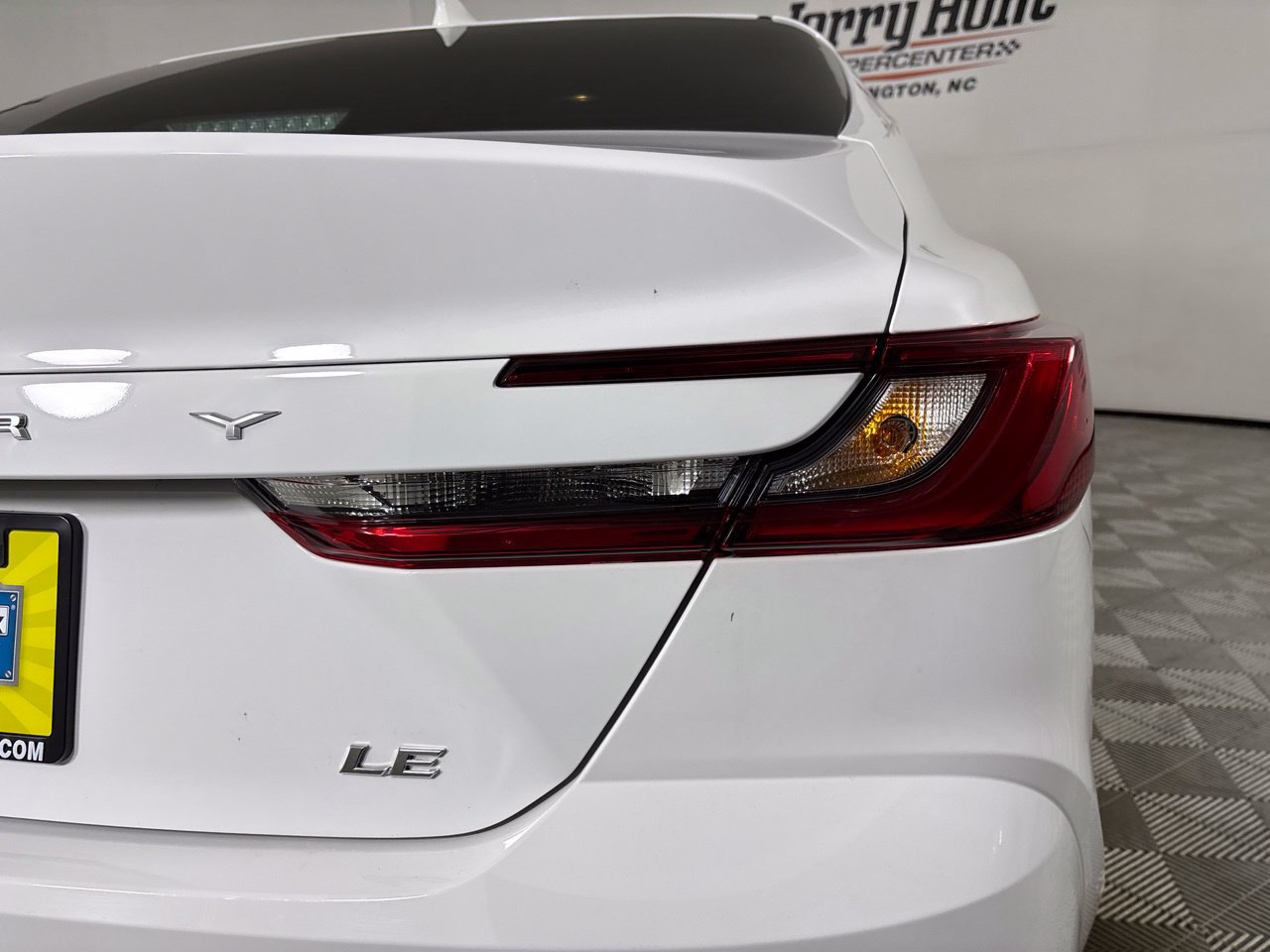 Used 2025 Toyota Camry LE FWD image 34