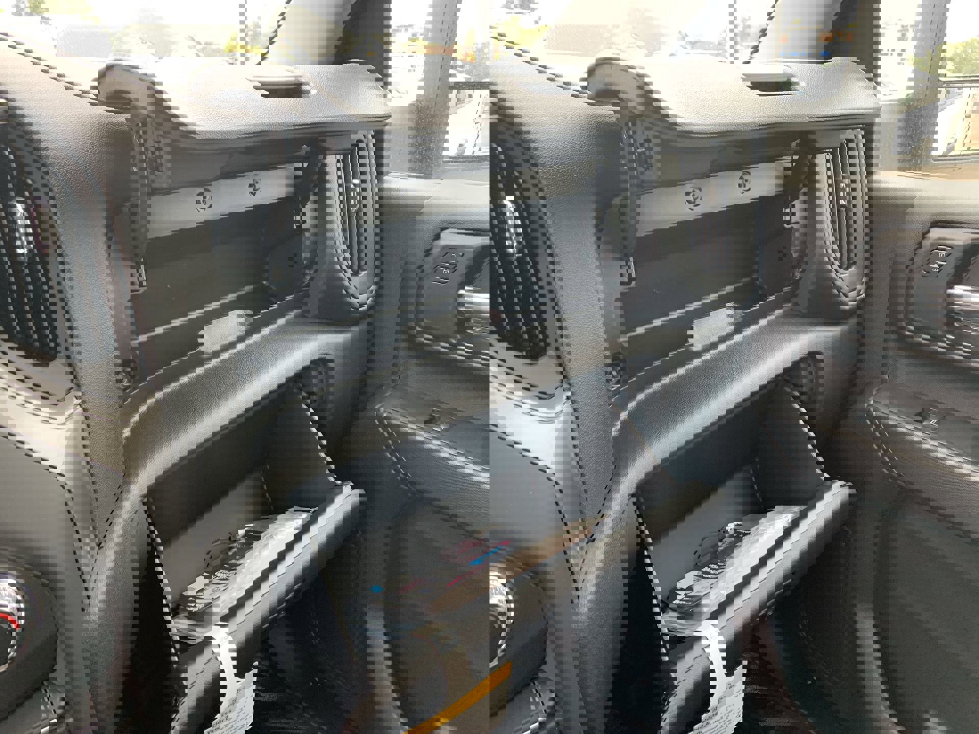 New 2025 GMC Sierra 3500 Pro w/ Convenience Package image 17