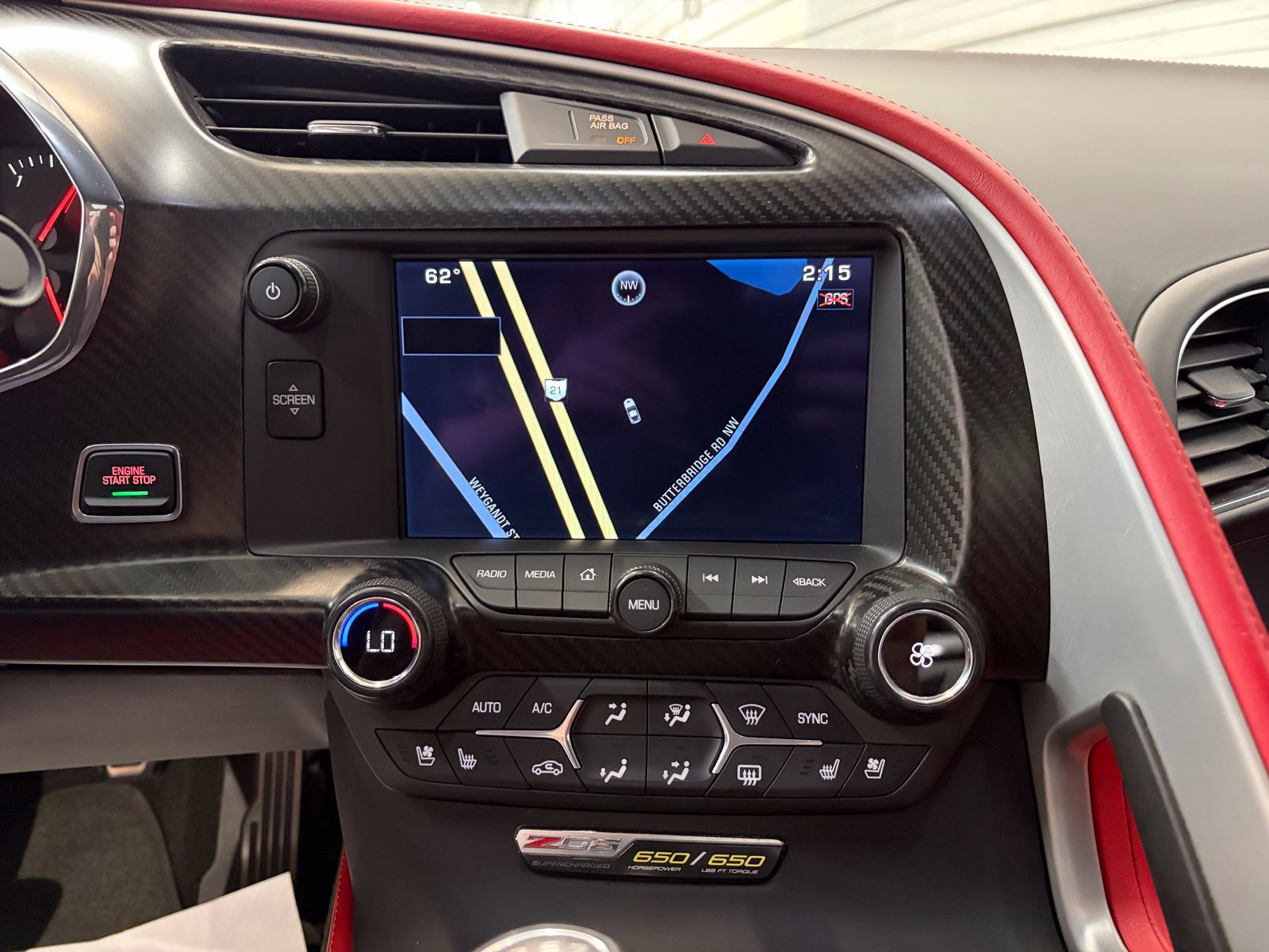 Used 2015 Chevrolet Corvette Z06 w/ 3LZ Preferred Equipment Group RWD image 23