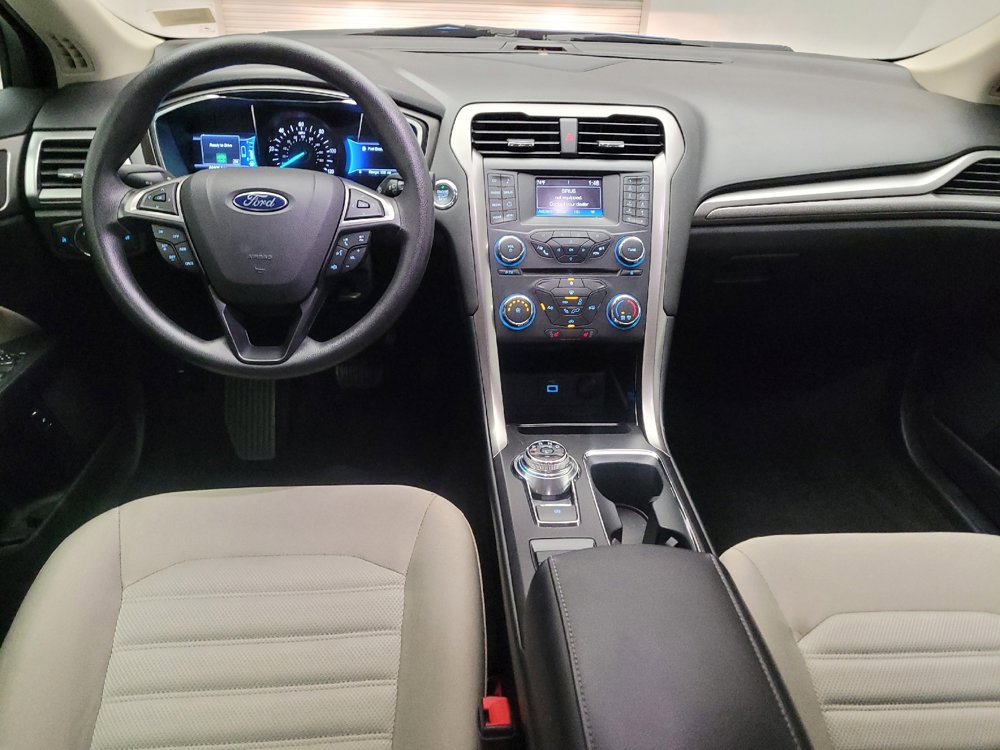 Used 2018 Ford Fusion S FWD image 22