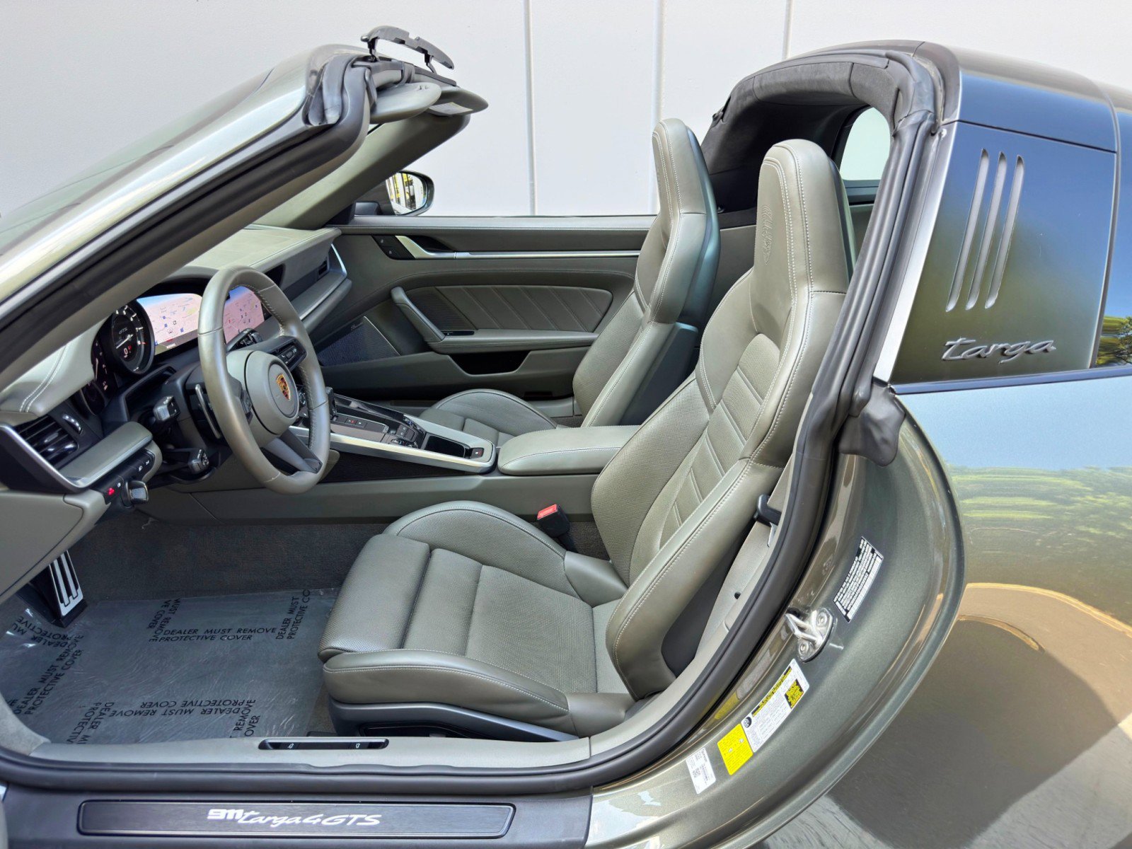 Used 2022 Porsche 911 Targa 4 GTS image 16