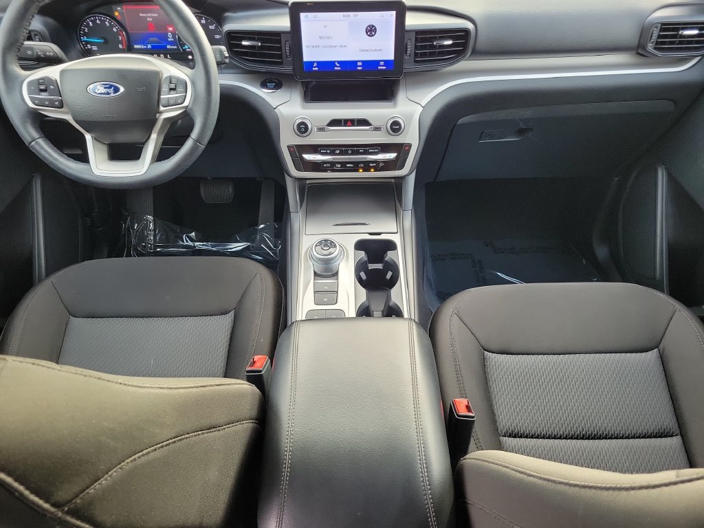 Used 2023 Ford Explorer XLT RWD image 10