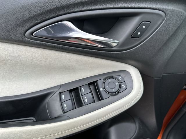 Certified 2023 Buick Encore GX Preferred w/ Cold Weather Comfort Package FWD image 17