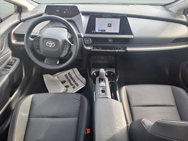 Used 2024 Toyota Prius XLE image 10
