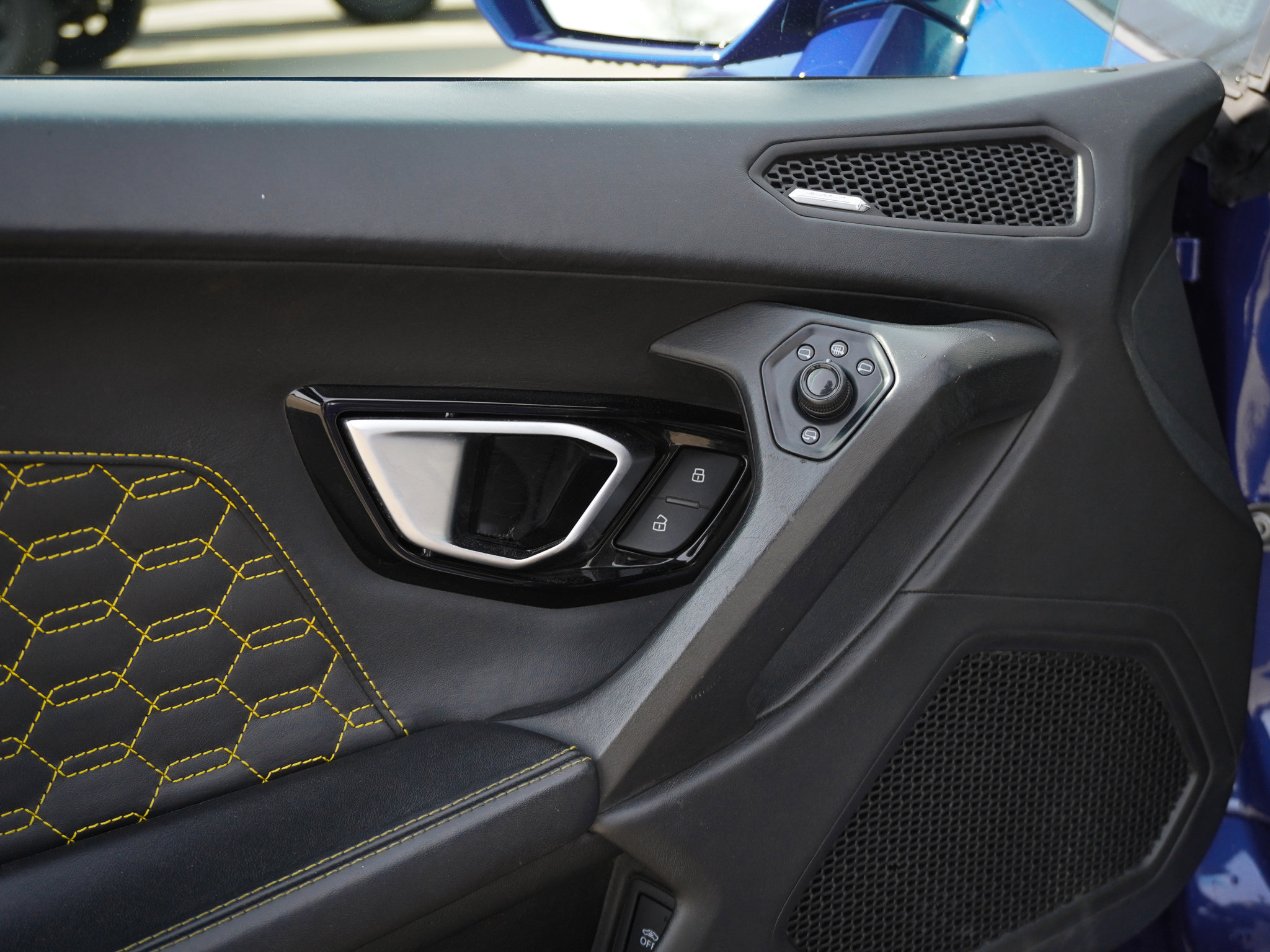 Used 2017 Lamborghini Huracan LP 610-4 image 17