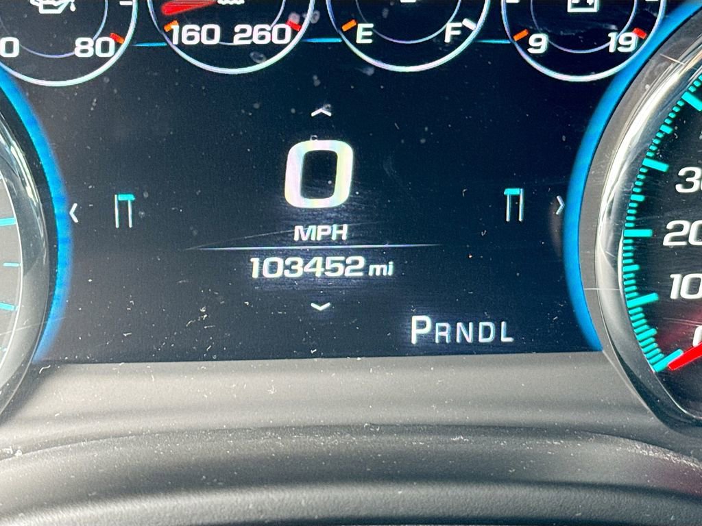 Used 2017 Chevrolet Suburban LT w/ LT Signature Package image 12