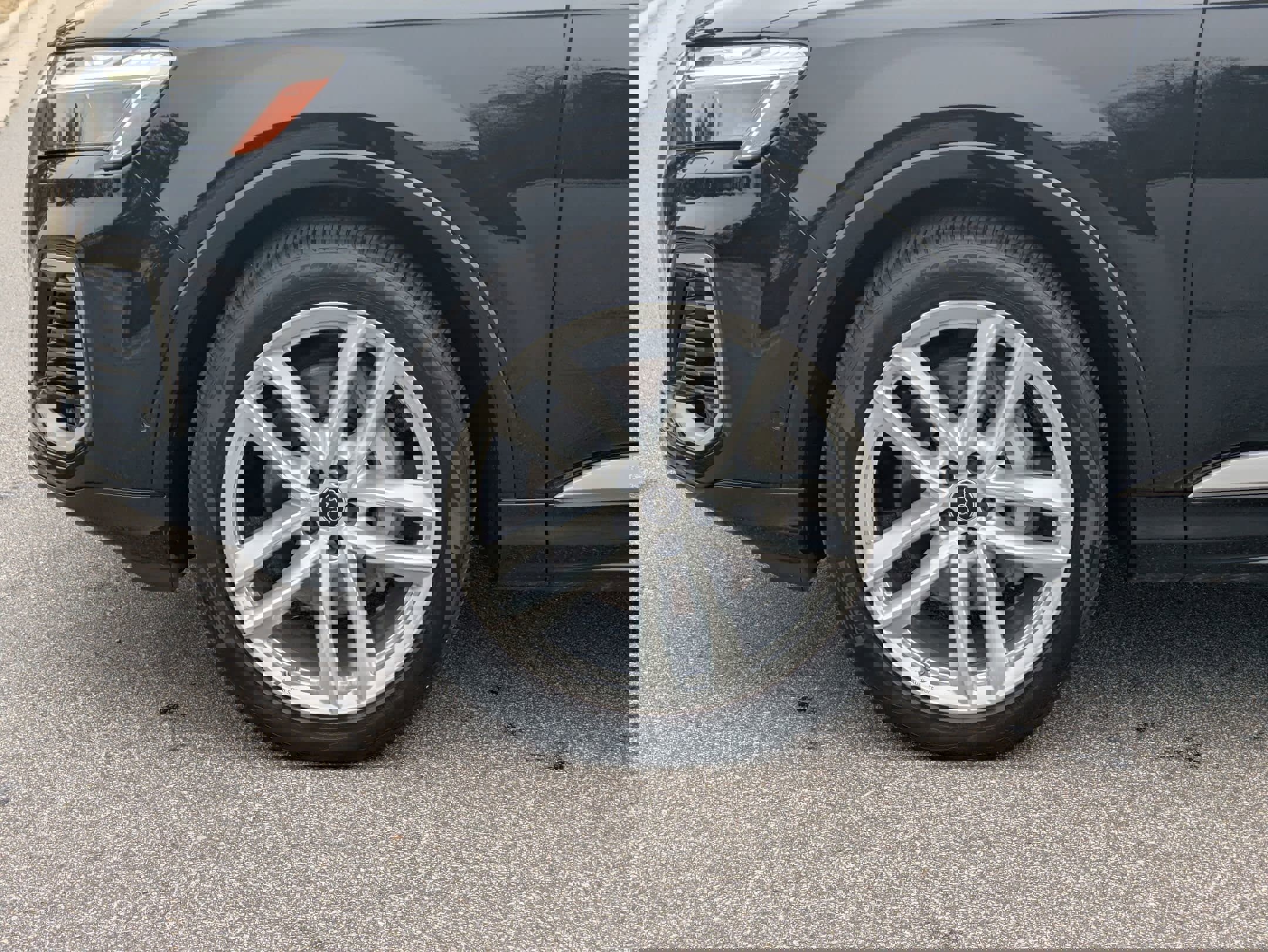 Used 2025 Audi Q7 3.0T Premium Plus AWD/4WD image 35