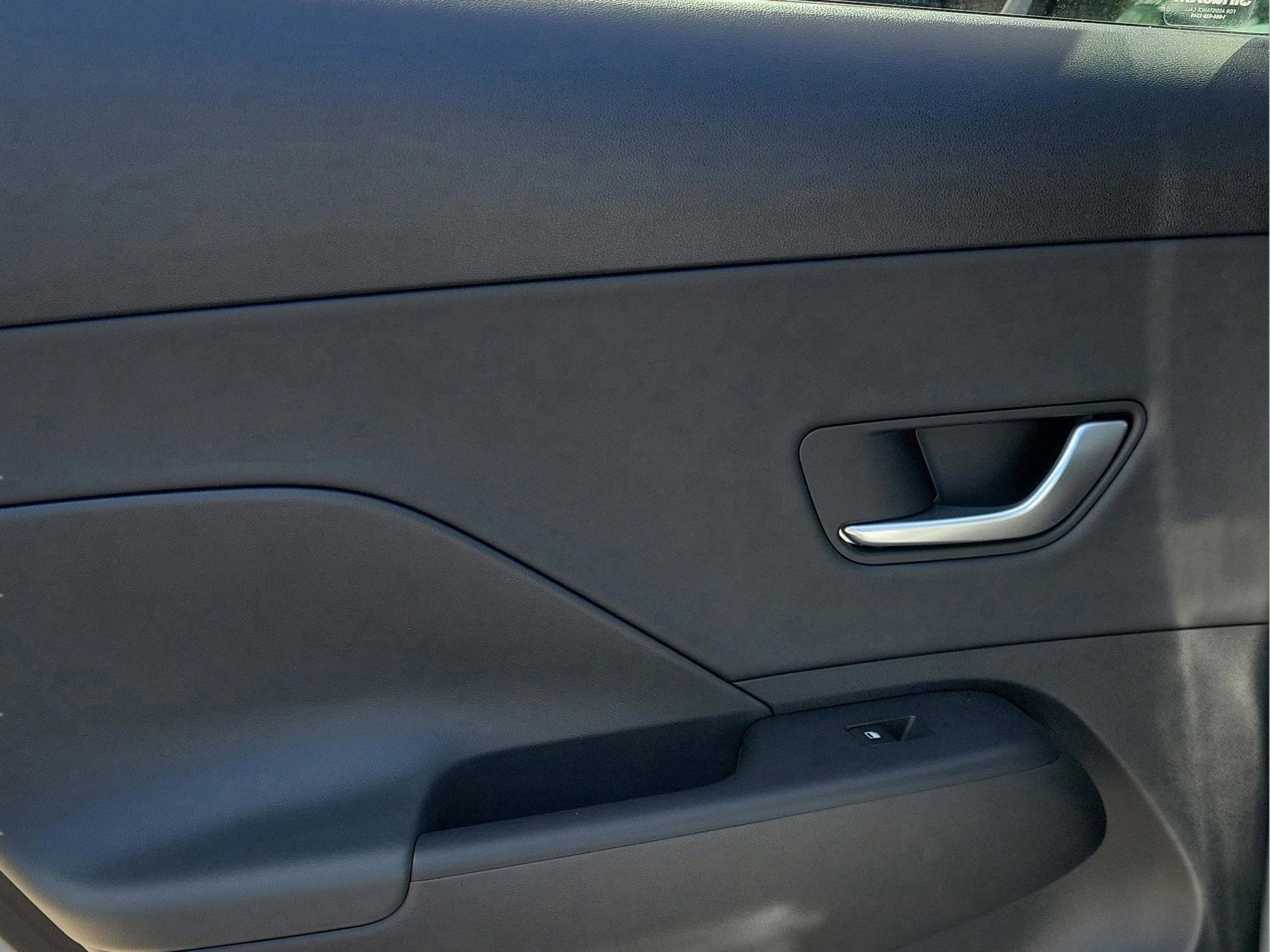 New 2026 Hyundai Kona SEL Premium image 35