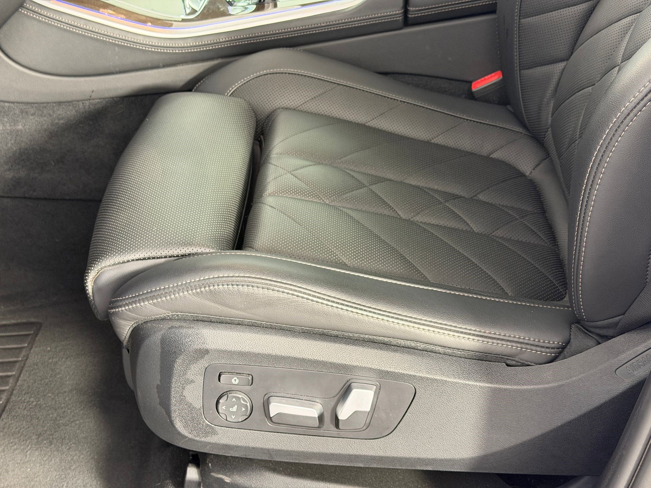 Used 2023 BMW X5 sDrive40i RWD image 13