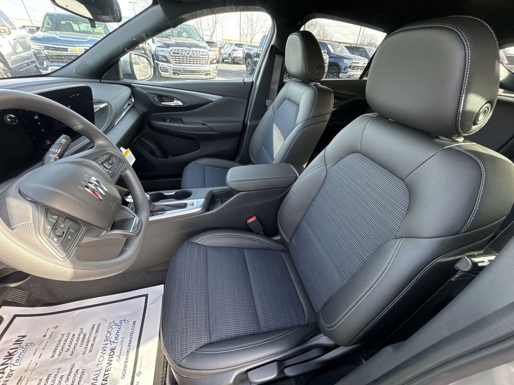 New 2026 Buick Envista Sport Touring FWD image 11
