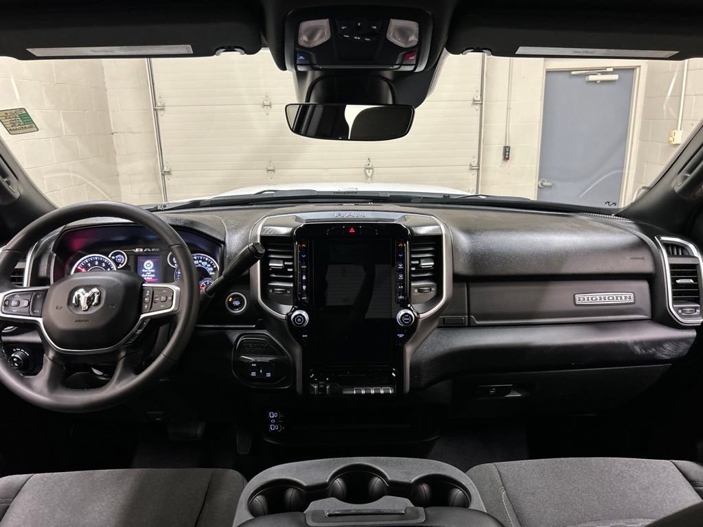Used 2025 RAM 2500 Big Horn AWD/4WD image 18