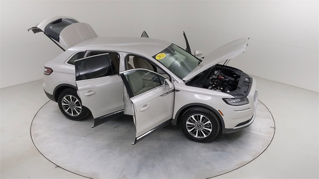 Used 2023 Lincoln Nautilus AWD w/ Premium Package image 44