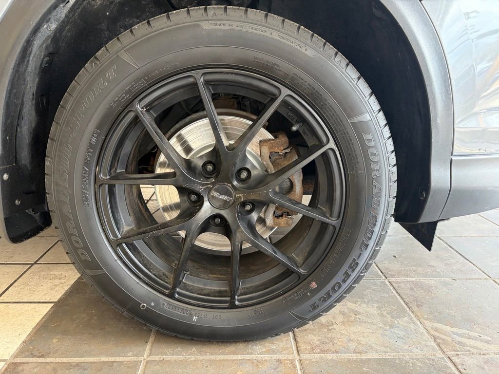 Used 2018 Nissan Rogue Sport SV image 24