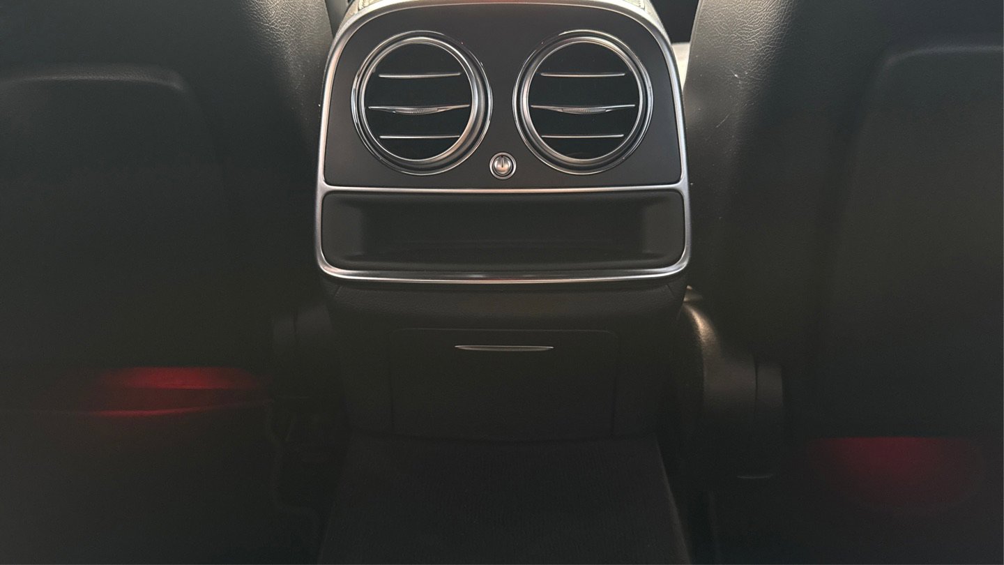 Used 2014 Mercedes-Benz S 63 AMG 4MATIC Sedan image 31