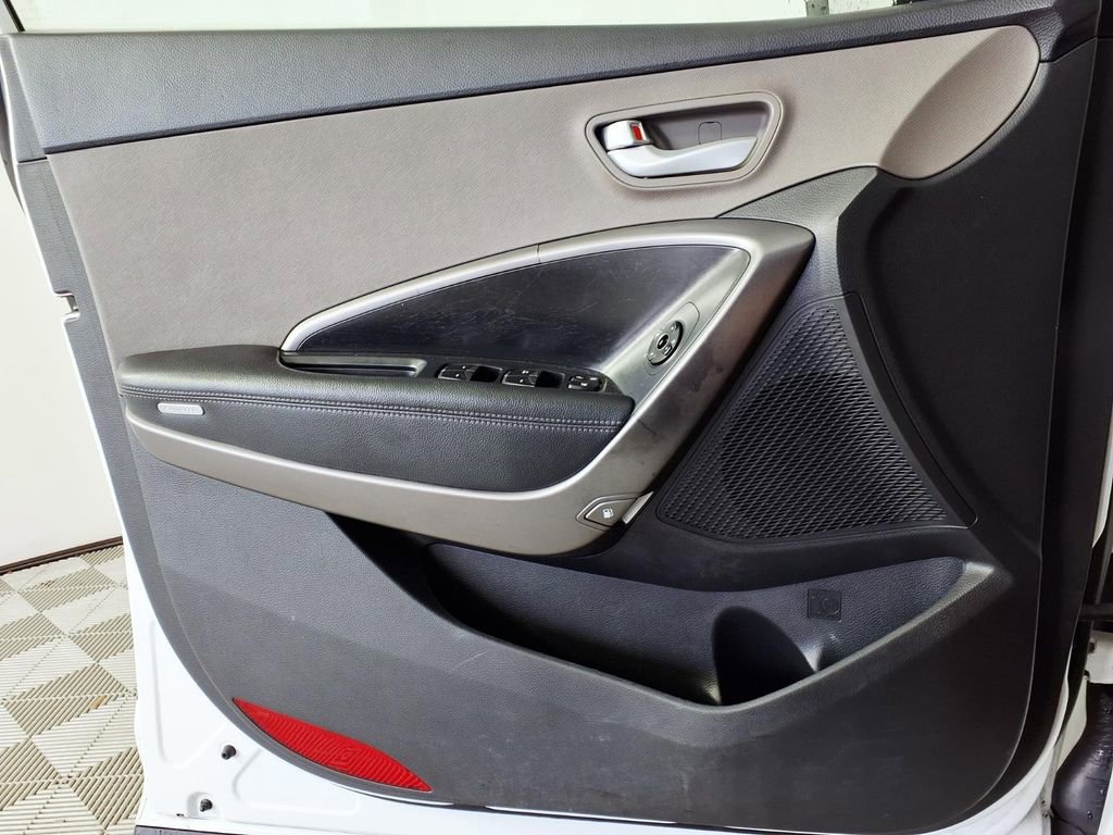 Used 2014 Hyundai Santa Fe Sport w/ Popular Equipment Package 02 FWD image 8