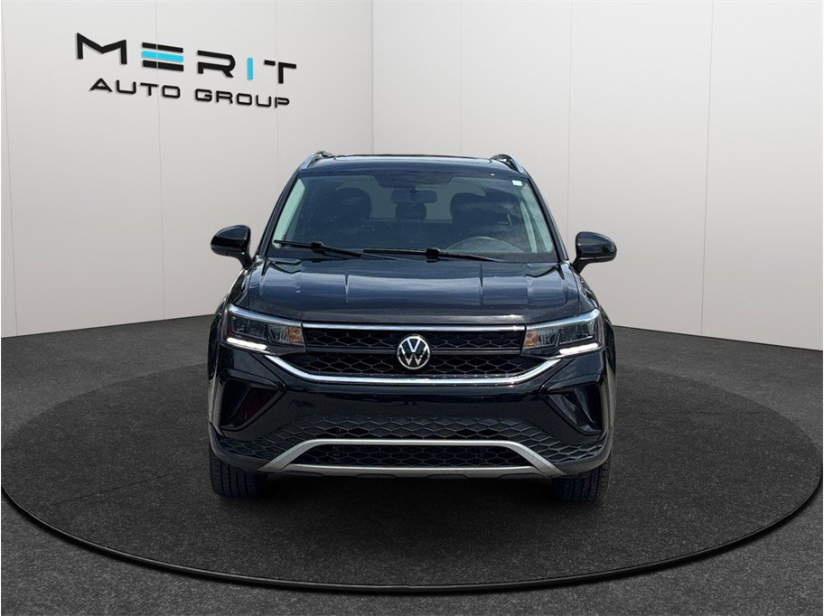 Used 2022 Volkswagen Taos SE image 3