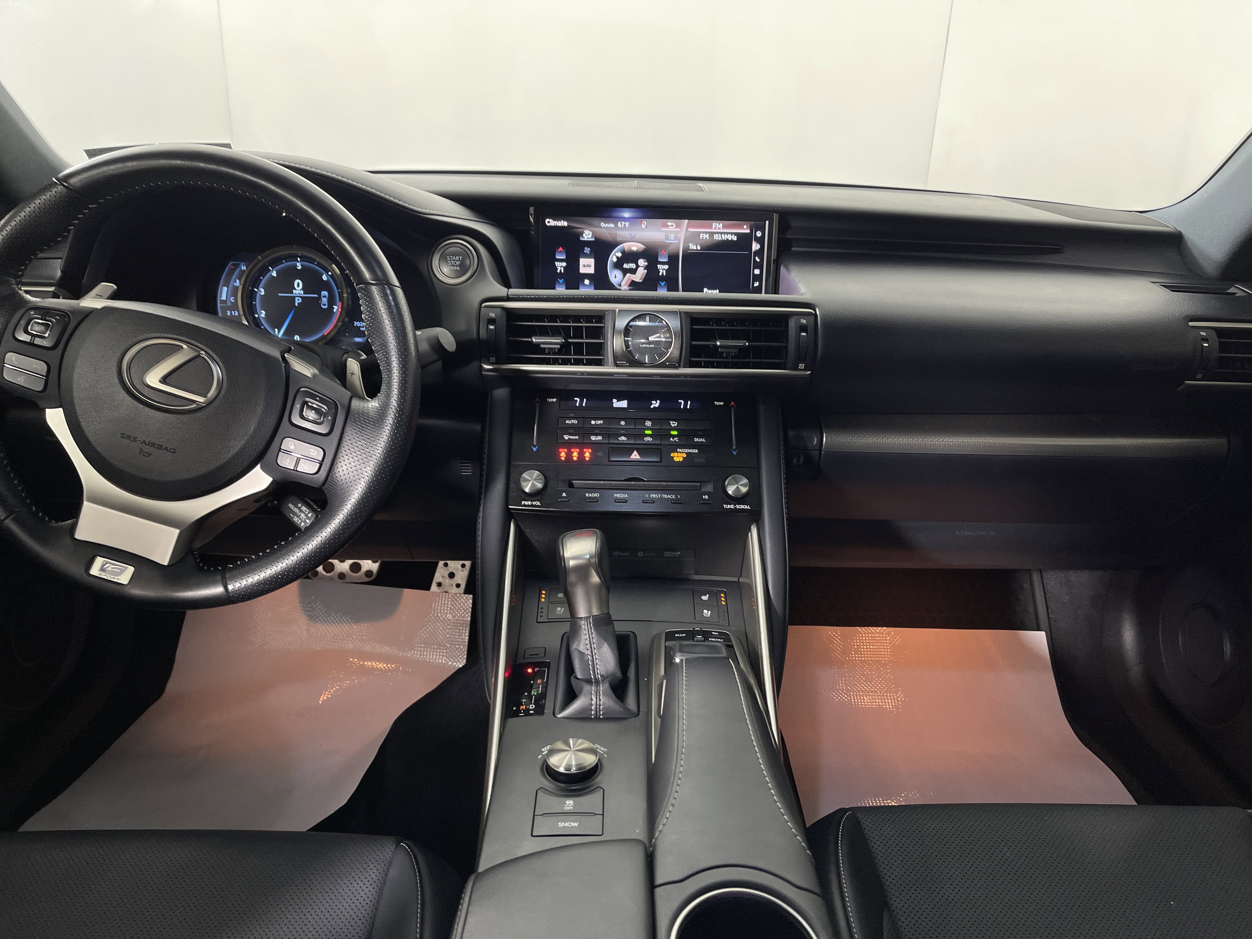 Used 2018 Lexus IS 300 F Sport image 14