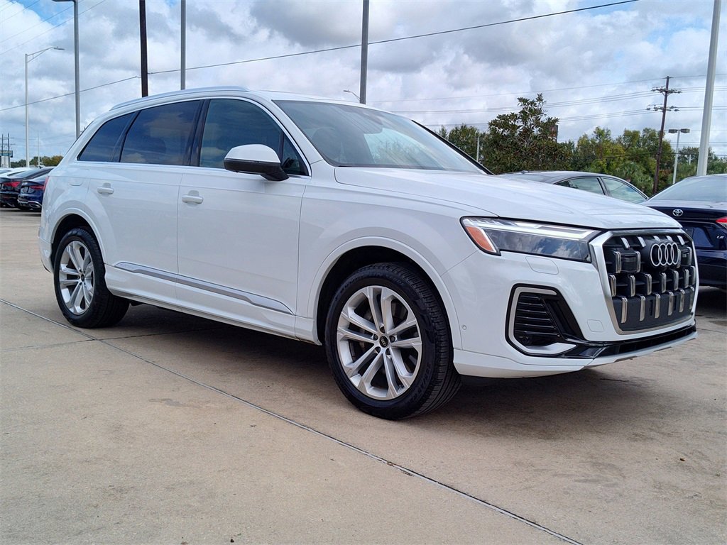 Certified 2025 Audi Q7 2.0T Premium image 15