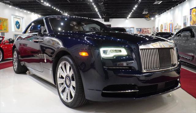 Used 2016 Rolls-Royce Dawn RWD image 10