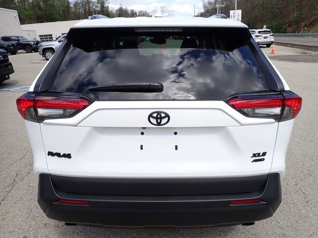 Used 2023 Toyota RAV4 XLE image 4