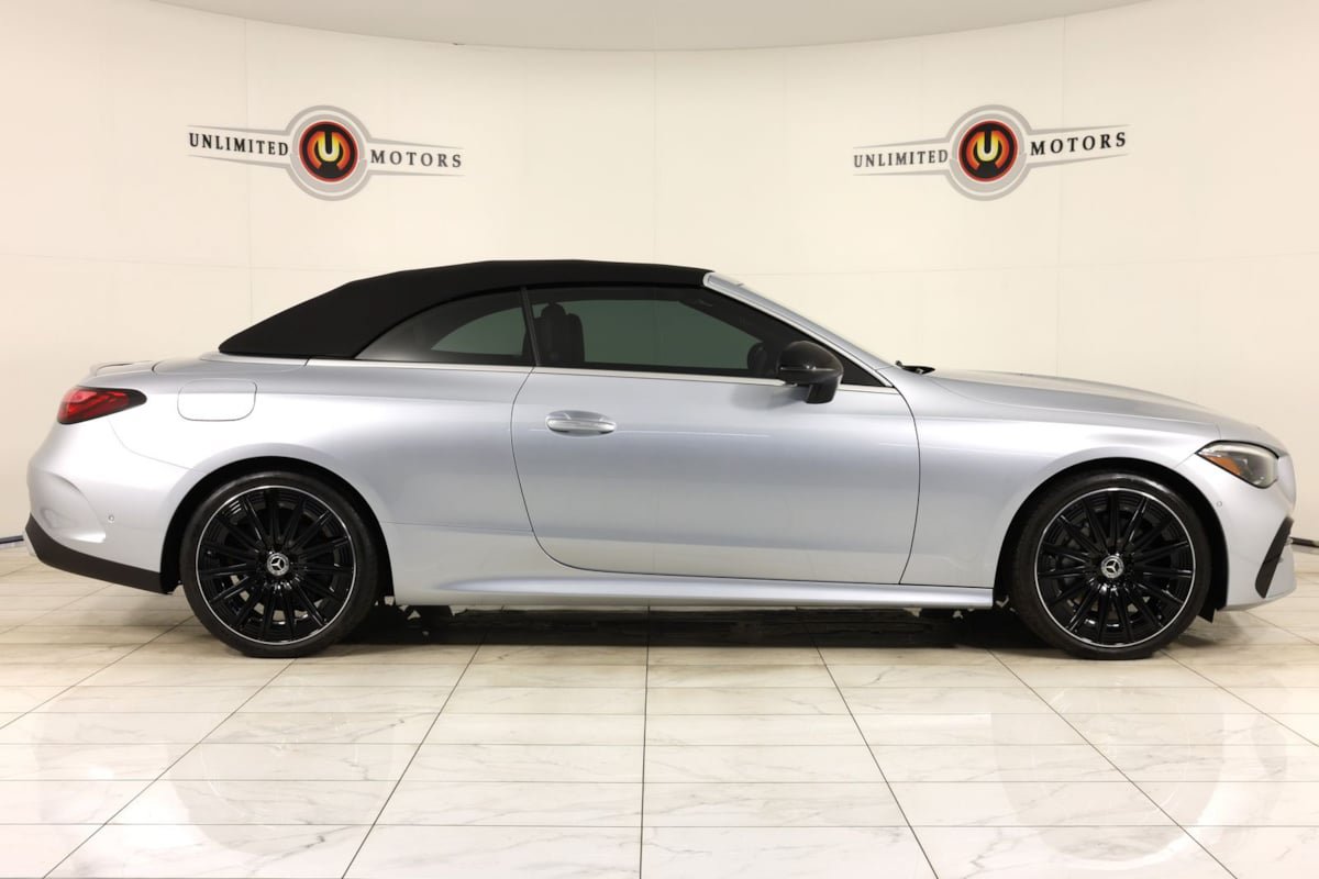 Used 2024 Mercedes-Benz CLE 300 4MATIC Cabriolet image 32