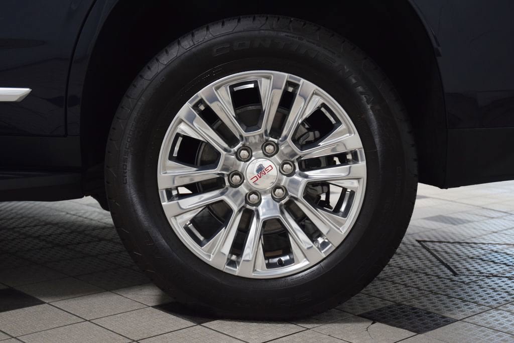 Used 2024 GMC Yukon Denali AWD/4WD image 29