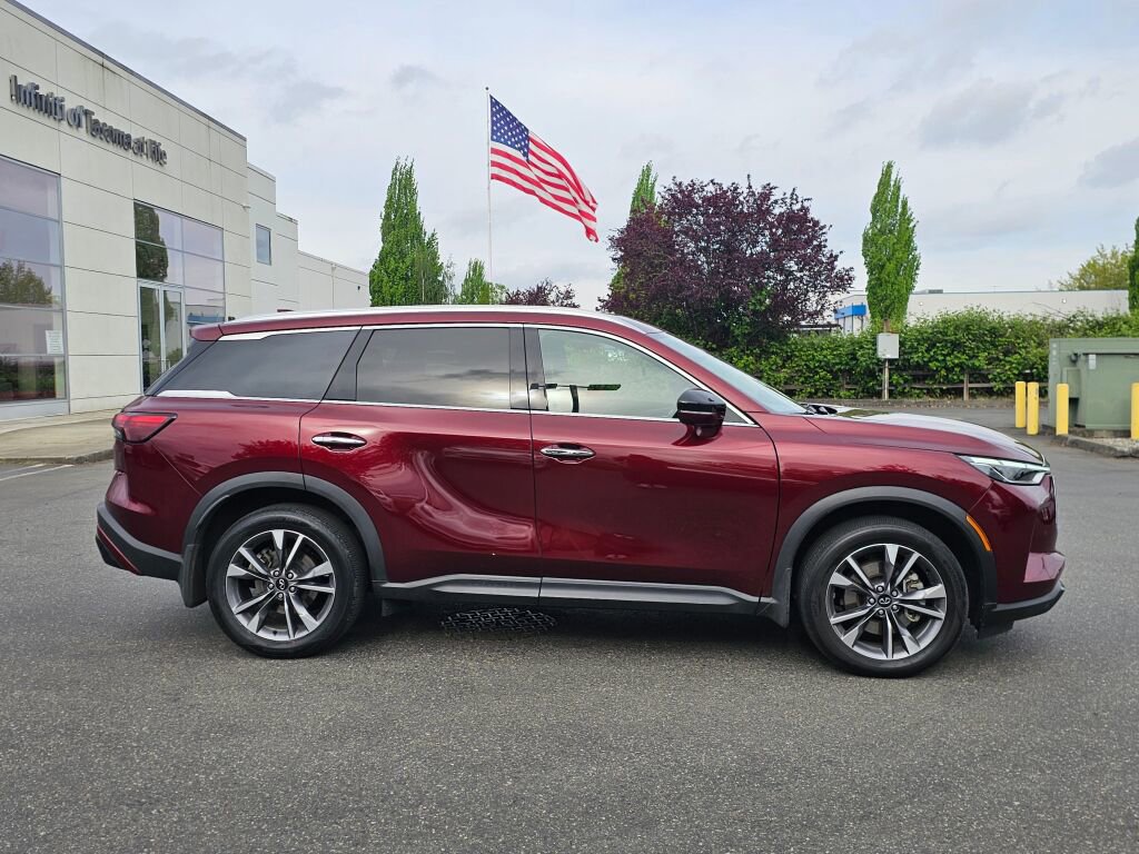 Used 2024 INFINITI QX60 Luxe w/ Performance Audio Package AWD/4WD image 8